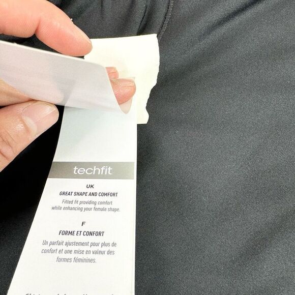 Adidas Jacket womens XL Black Solid Long-Sleeve Pullover Hoodie NWT Techfit - Picture 2 of 12